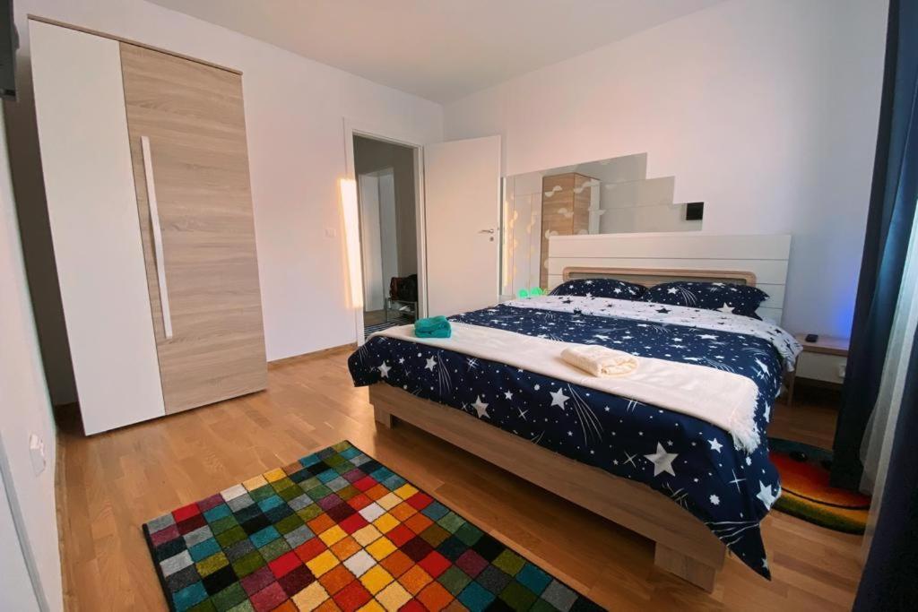 Апартаменты Apartament Smiley Сигишоара Экстерьер фото